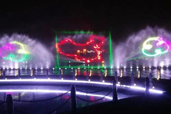 临汾-汾河激光音乐喷泉（万圣激光技术支持）
